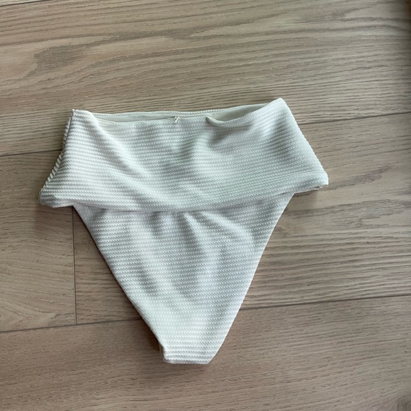 LSpace White bikini bottom - high waist - Picture 3 of 3